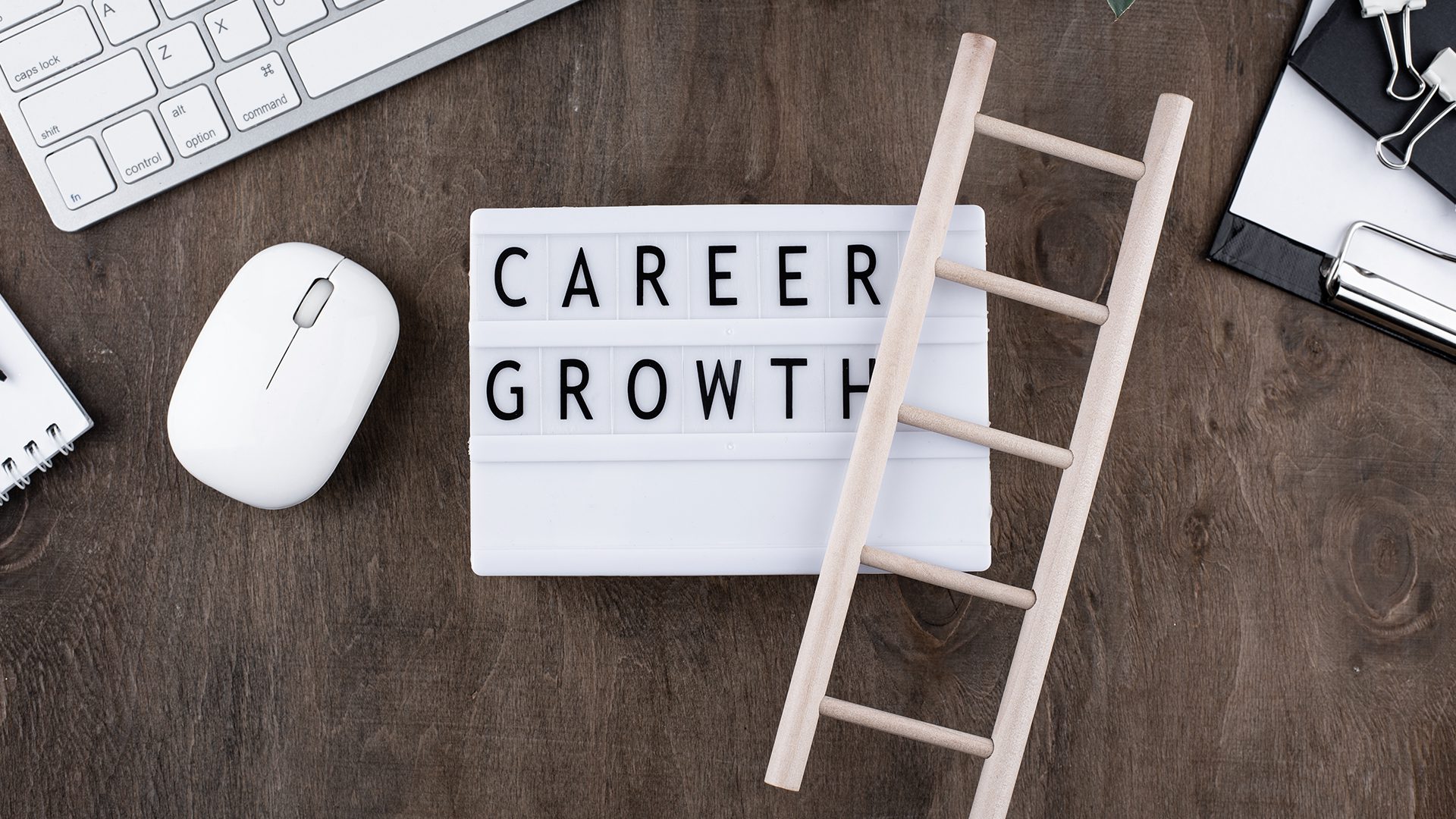 How To Set Achievable Career Growth Goals